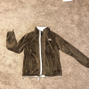 Brown/grey north face jacket